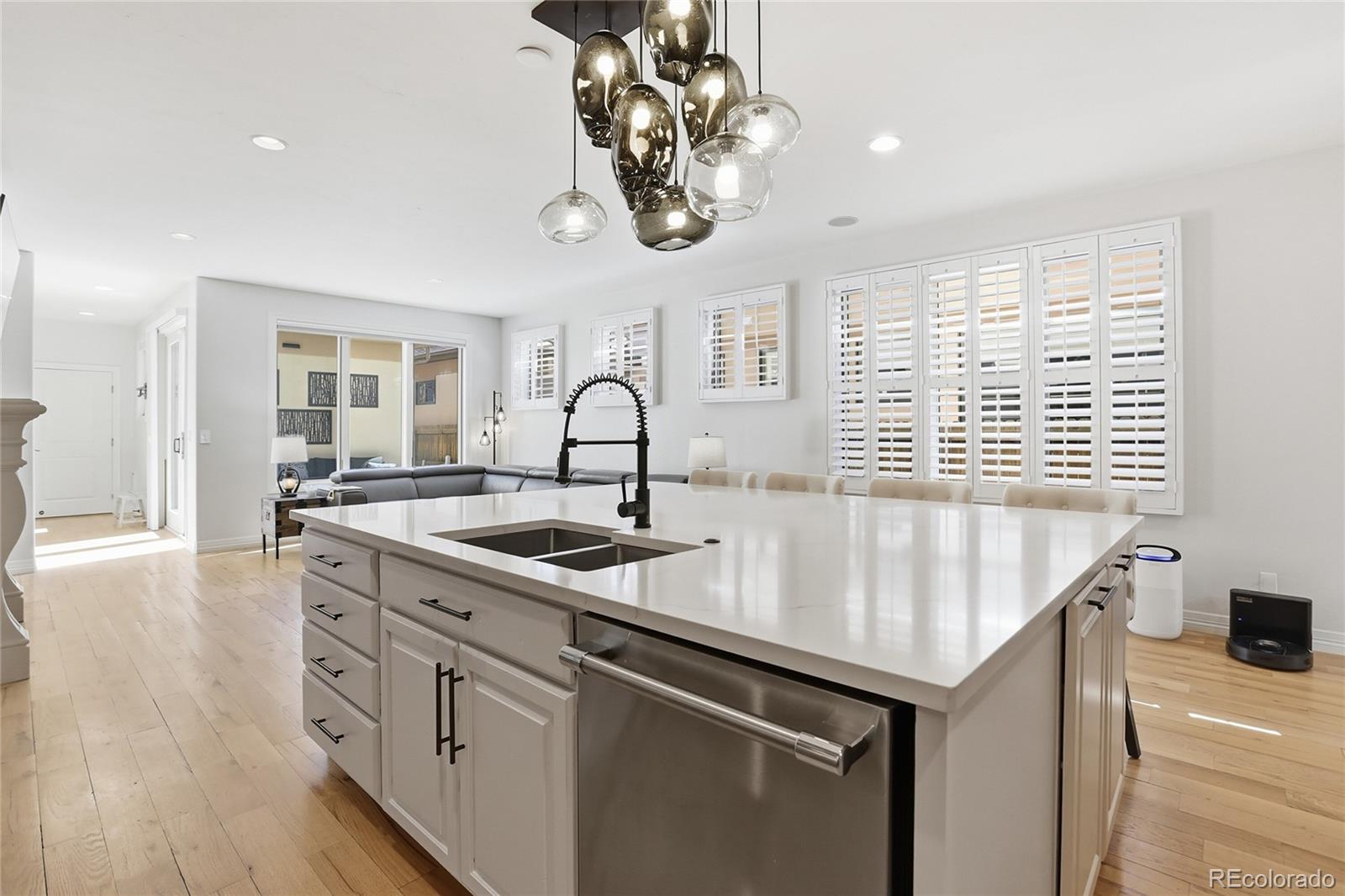 MLS Image #14 for 66 s jackson street,denver, Colorado