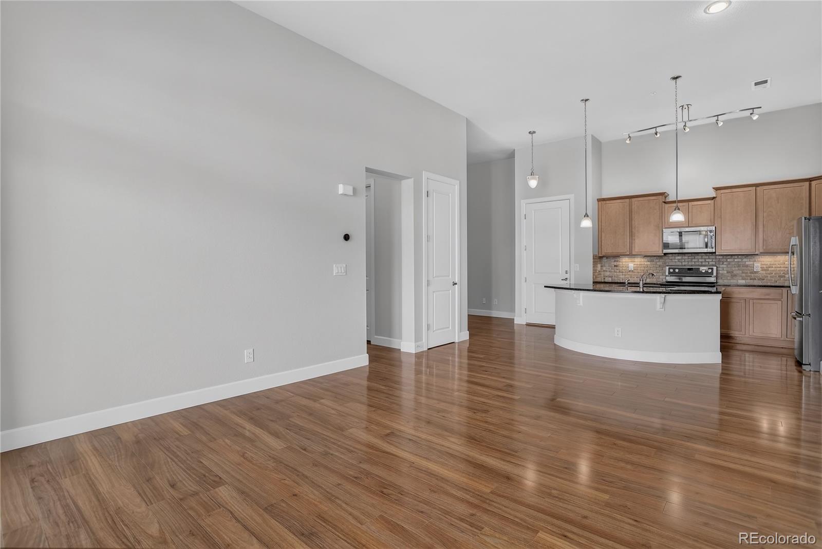 MLS Image #10 for 301  inverness way,englewood, Colorado