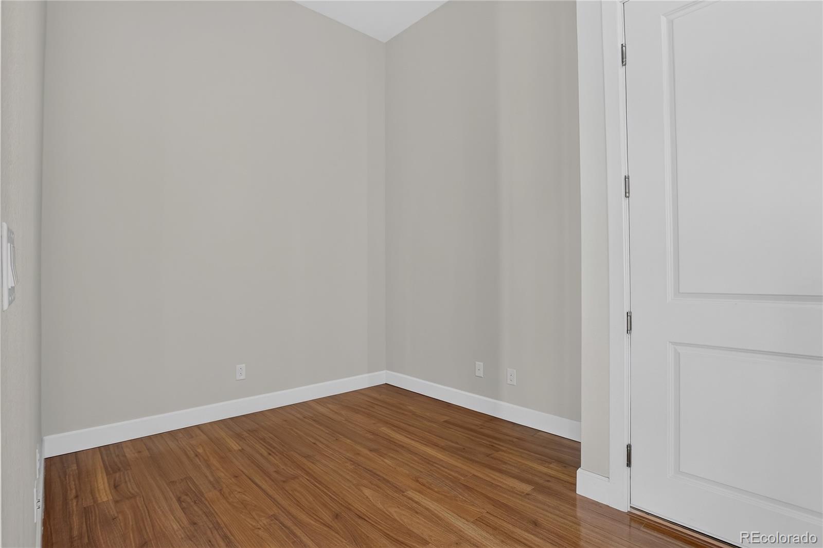 MLS Image #15 for 301  inverness way,englewood, Colorado