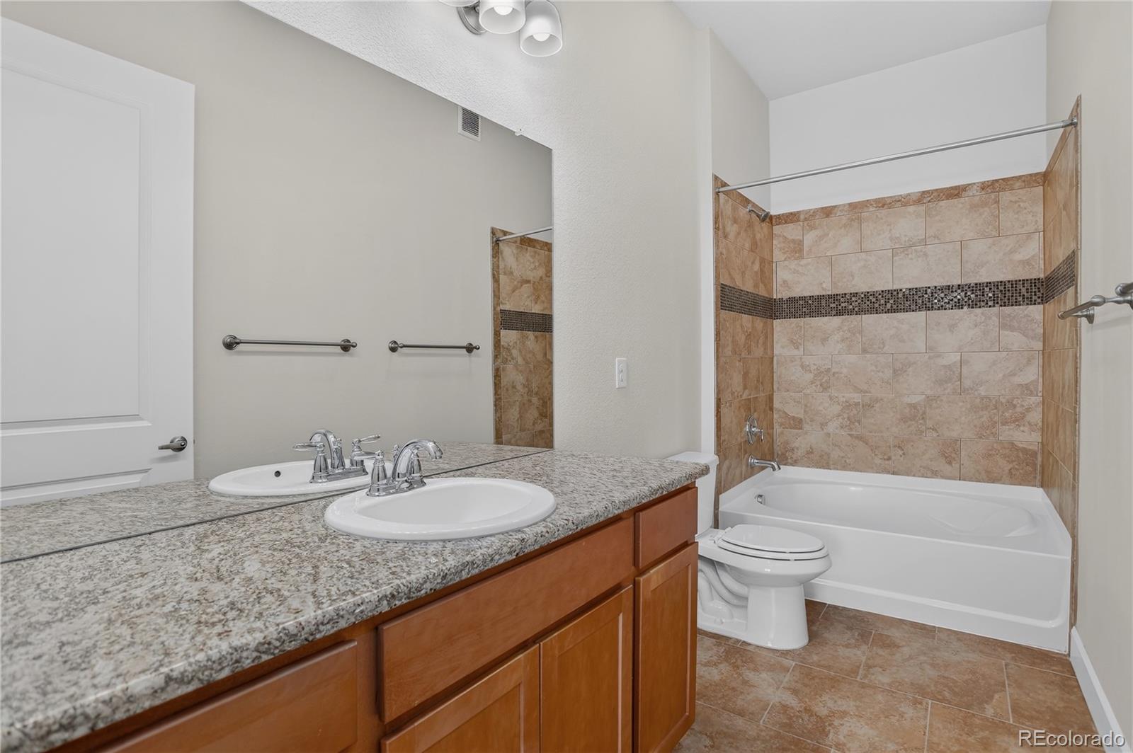 MLS Image #20 for 301  inverness way,englewood, Colorado