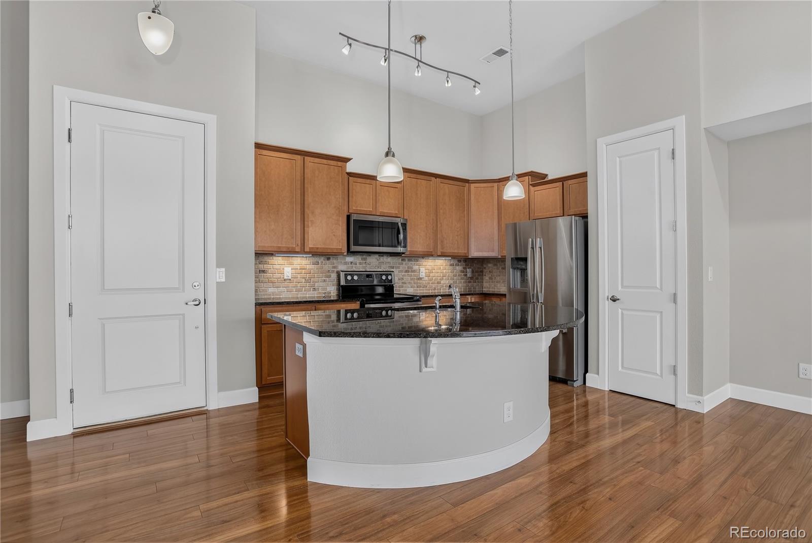 MLS Image #5 for 301  inverness way,englewood, Colorado