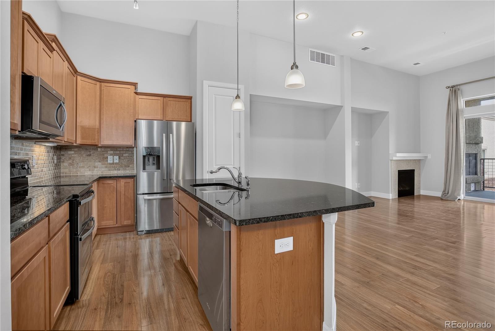 MLS Image #7 for 301  inverness way,englewood, Colorado