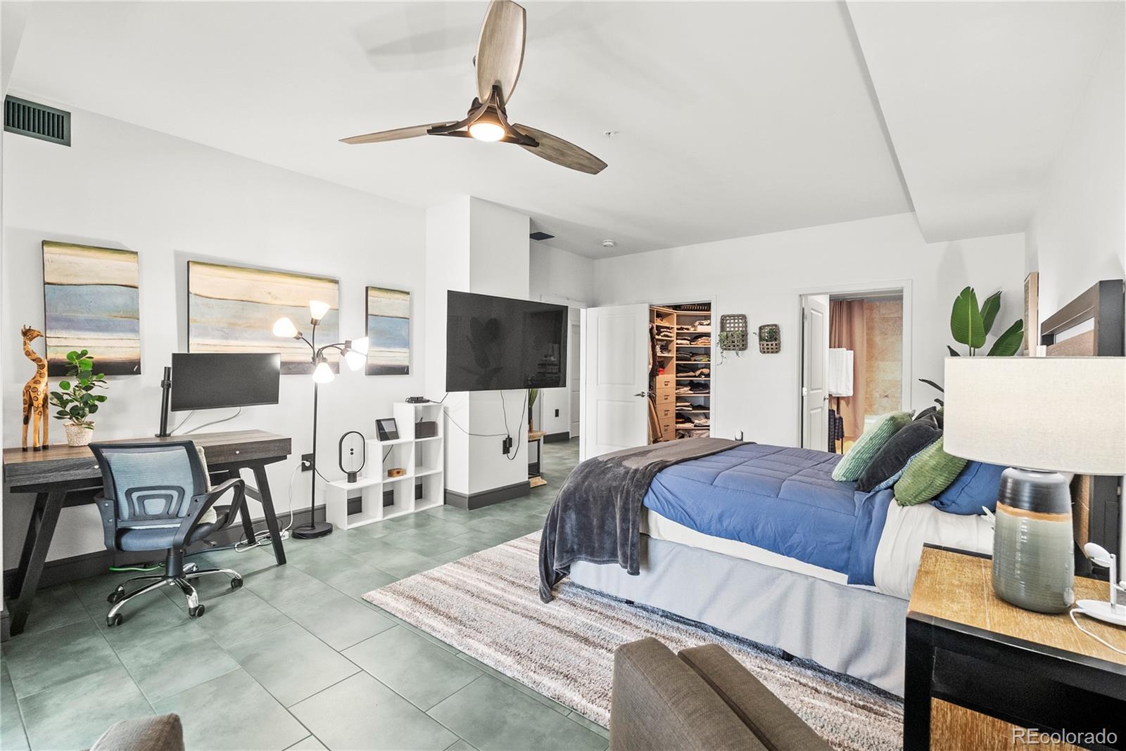 MLS Image #17 for 976 n lincoln street 6g,denver, Colorado