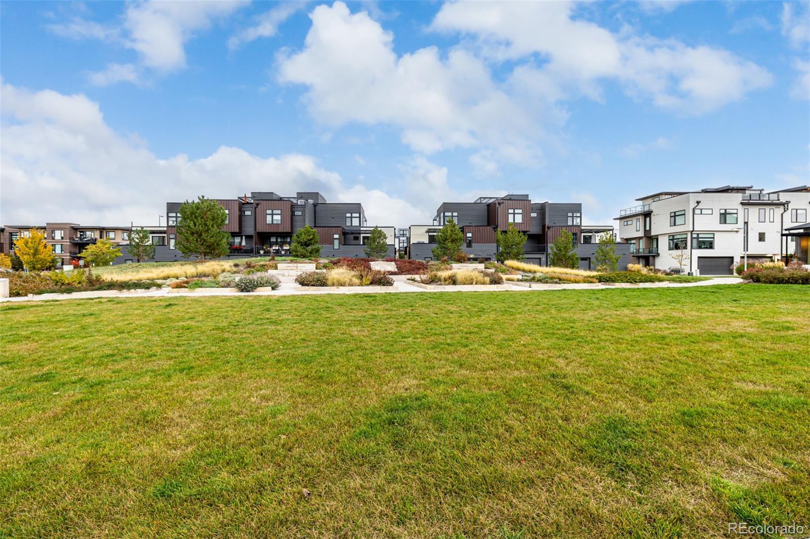 MLS Image #44 for 6820 e lowry boulevard,denver, Colorado