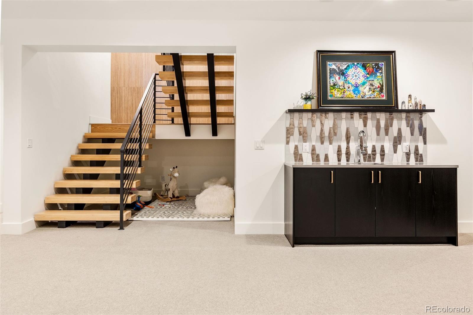 MLS Image #26 for 2401 s fillmore street,denver, Colorado