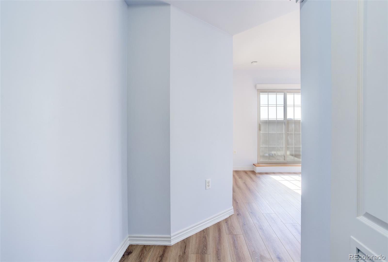 MLS Image #4 for 300 w 11th avenue,denver, Colorado