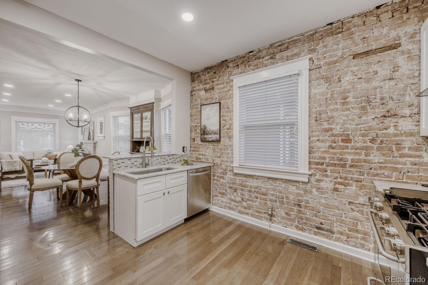 MLS Image #12 for 1035 s pennsylvania street,denver, Colorado