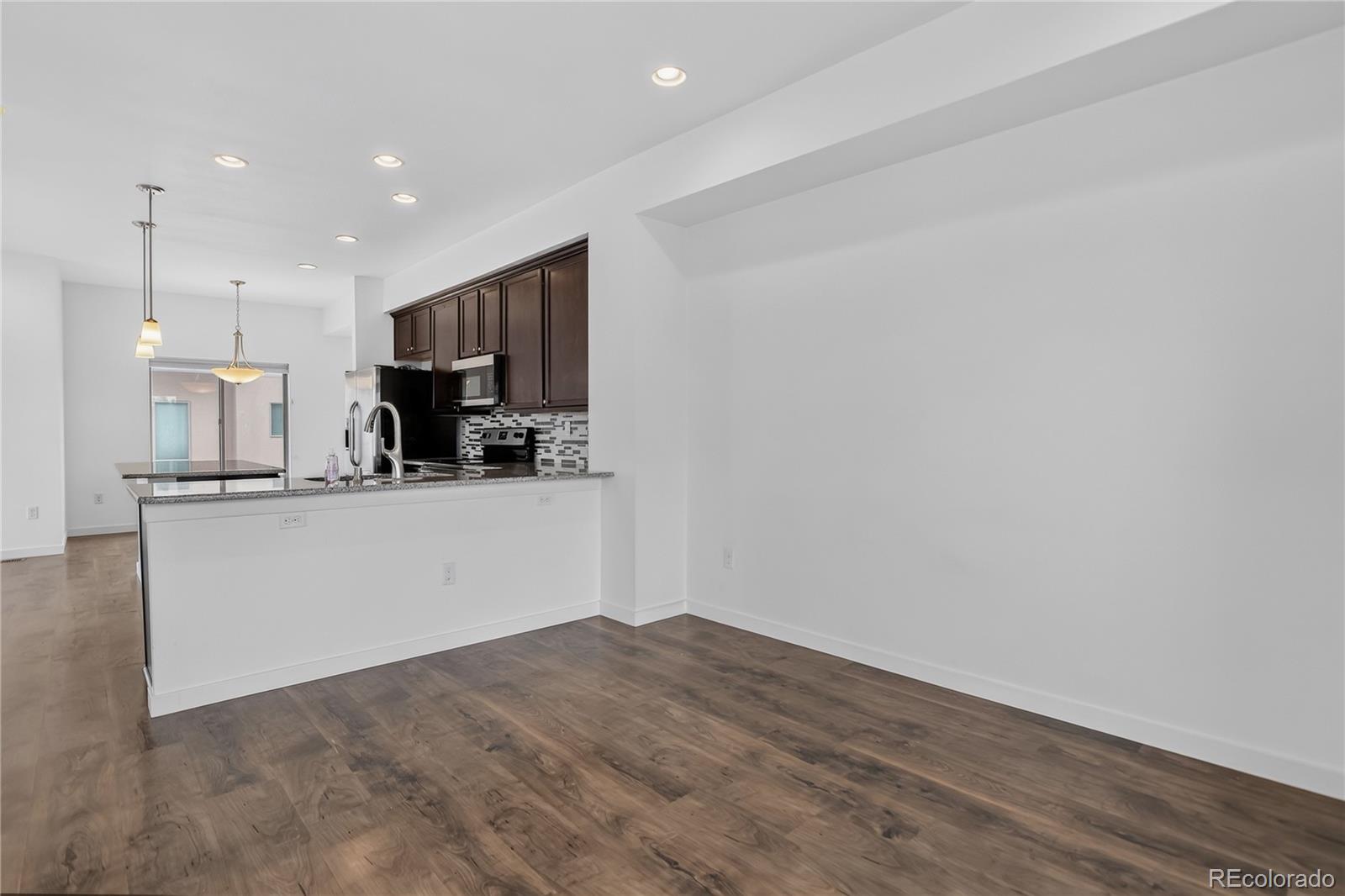 MLS Image #10 for 3155 e 104th avenue,denver, Colorado