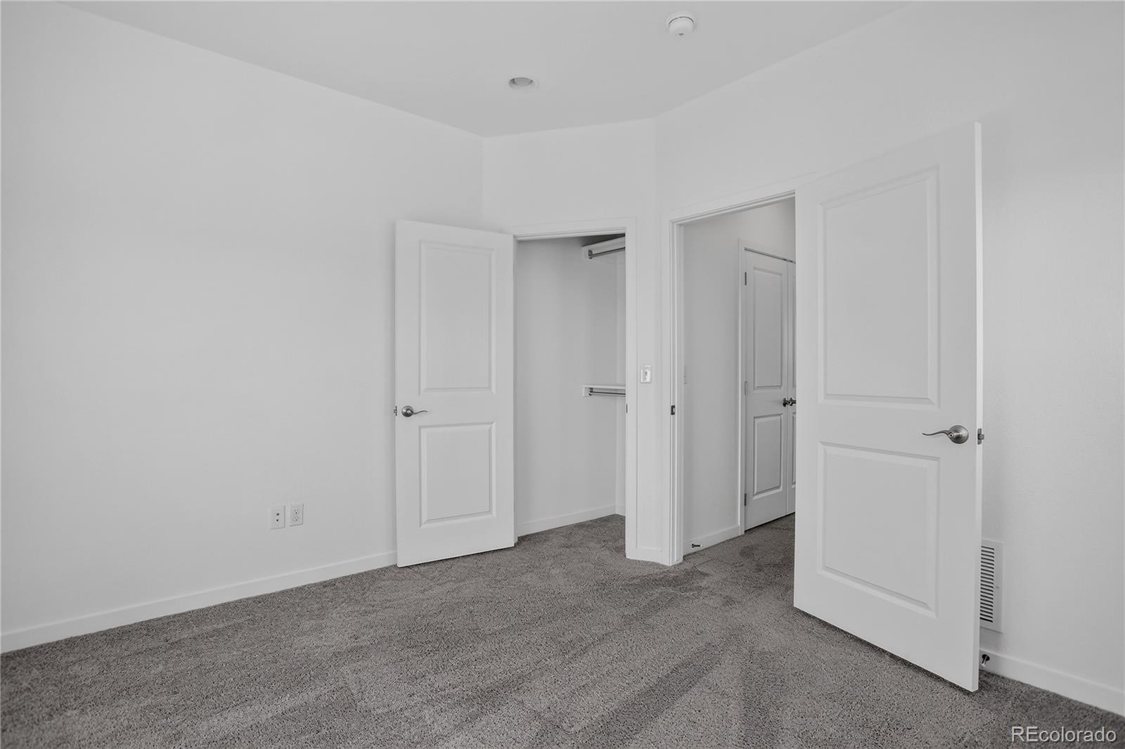 MLS Image #19 for 3155 e 104th avenue,denver, Colorado