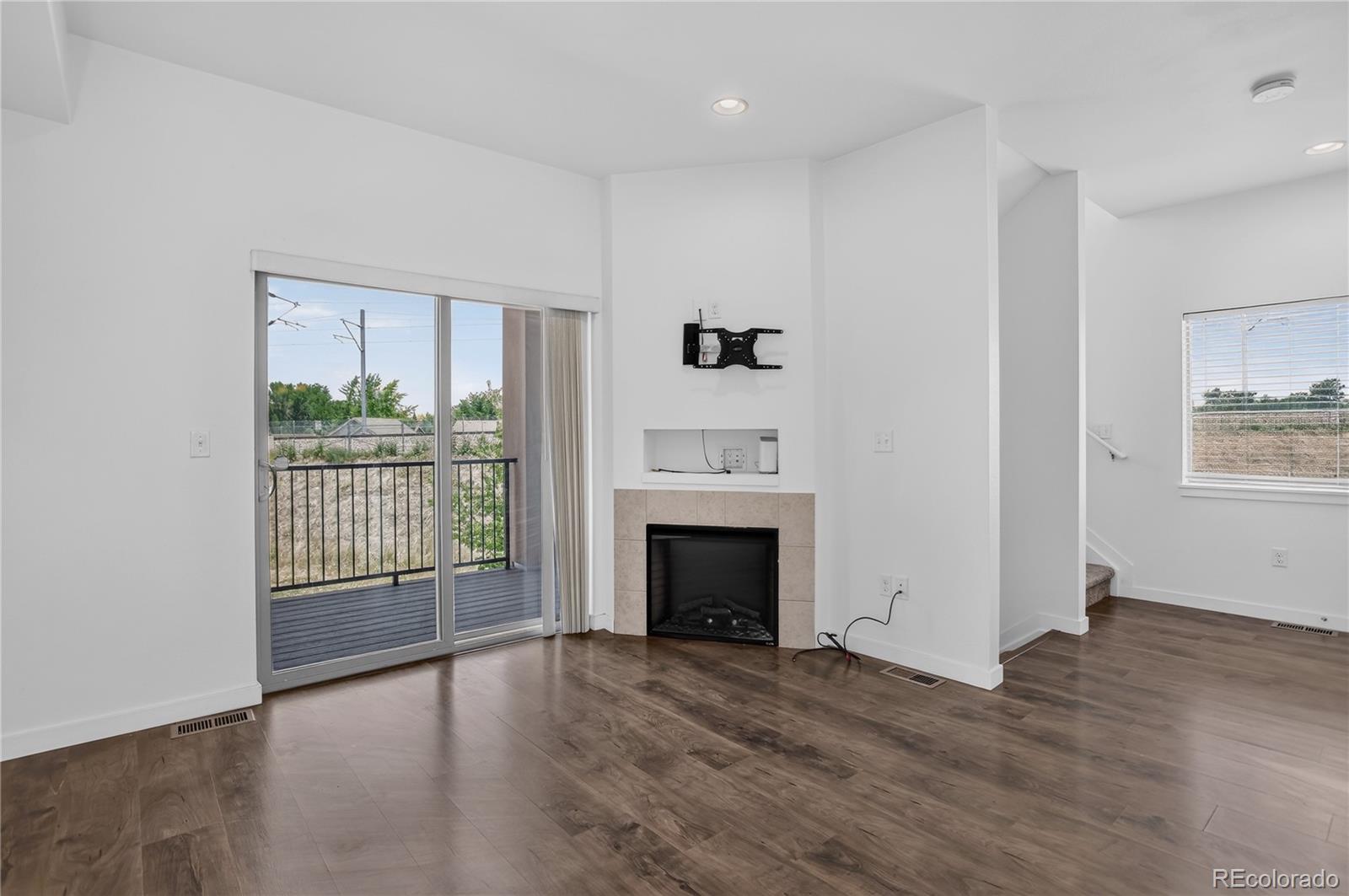 MLS Image #8 for 3155 e 104th avenue,denver, Colorado