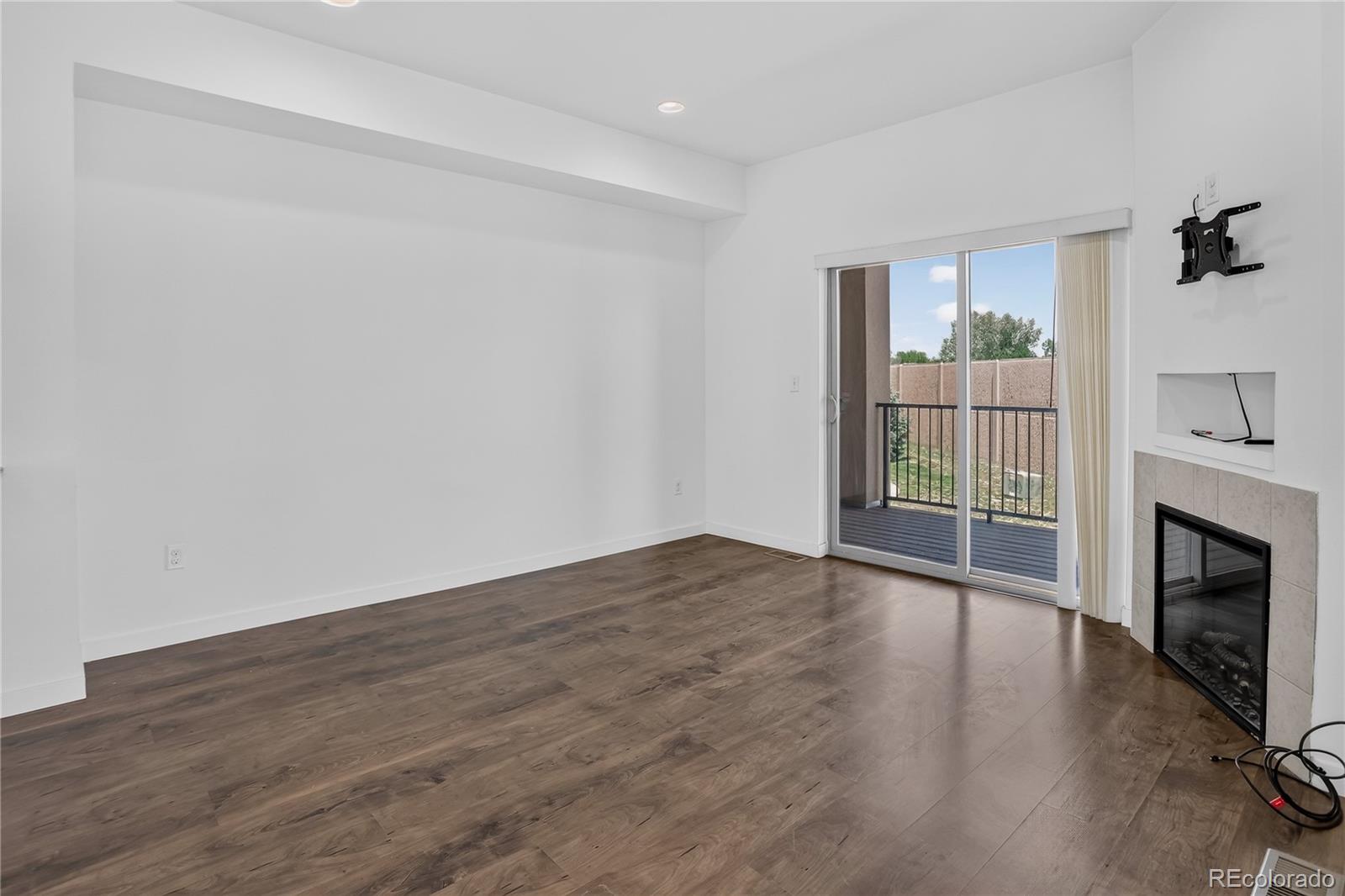 MLS Image #9 for 3155 e 104th avenue,denver, Colorado