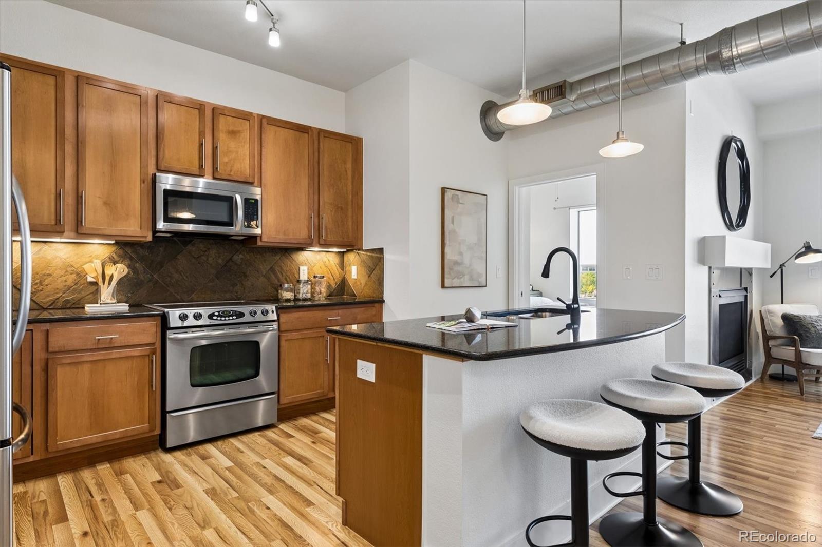 MLS Image #5 for 10111  inverness main street,englewood, Colorado