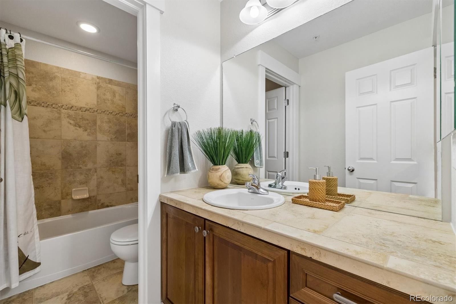 MLS Image #21 for 3444 n xenia street,denver, Colorado