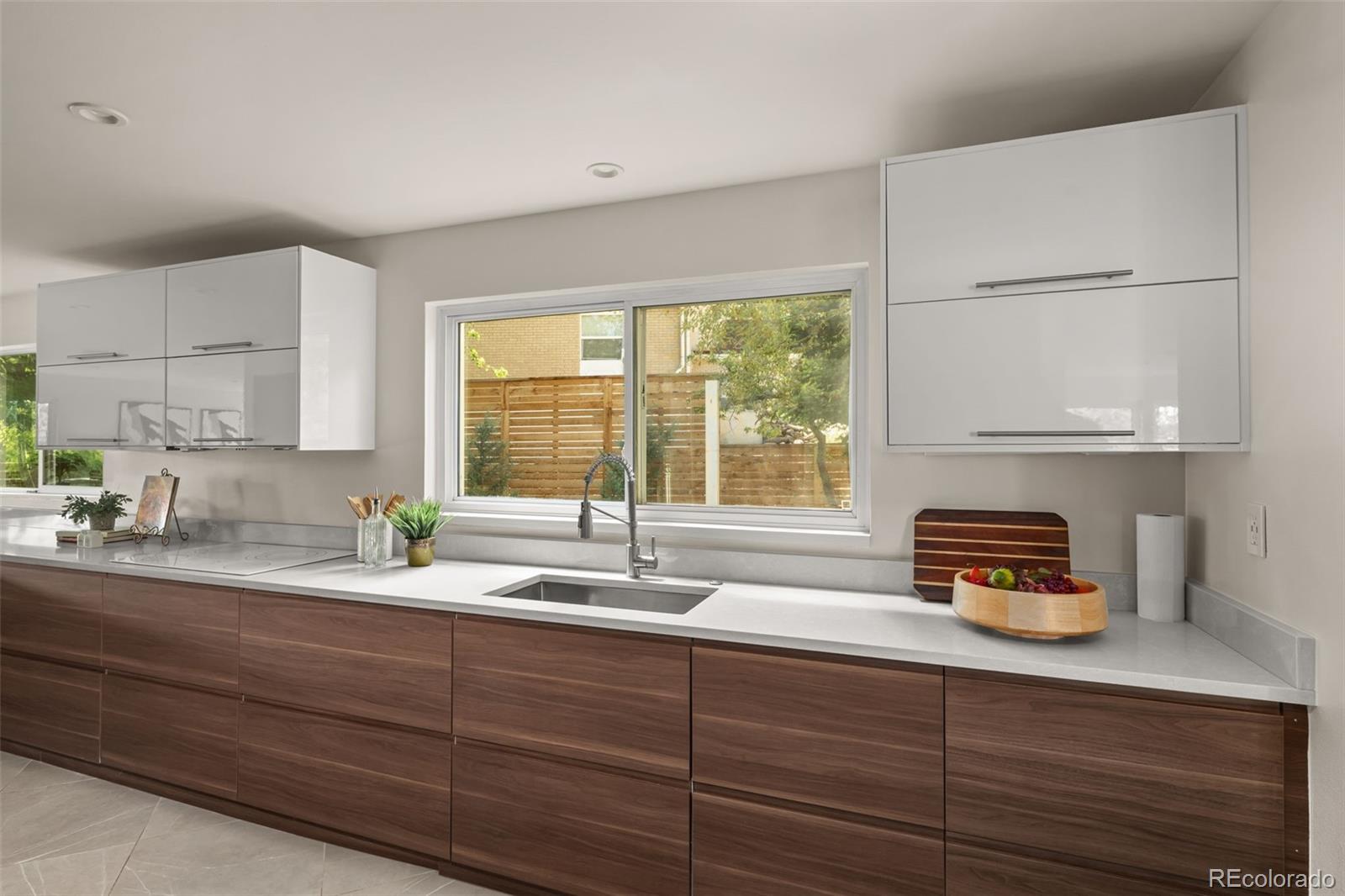 MLS Image #14 for 960 s foothill drive,lakewood, Colorado