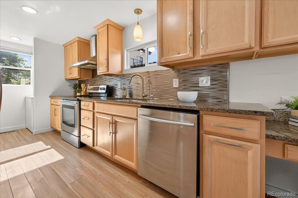 MLS Image #12 for 4814  irving street,denver, Colorado