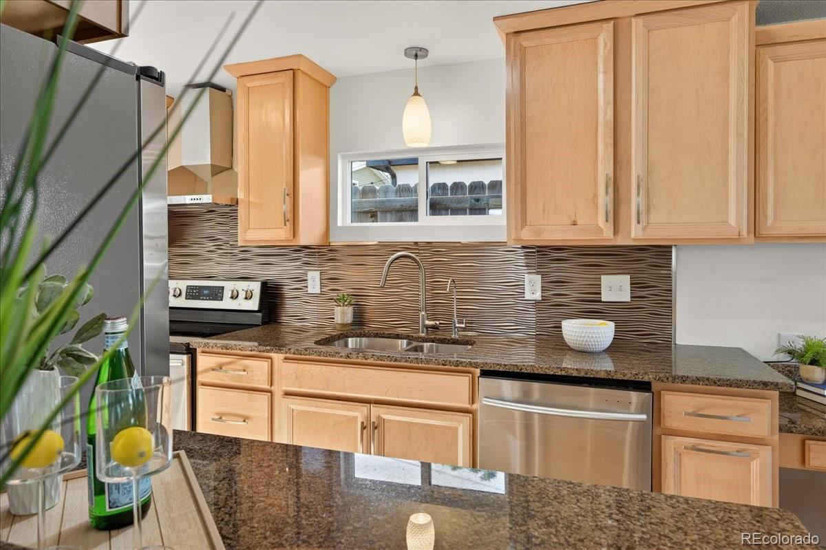MLS Image #4 for 4814  irving street,denver, Colorado