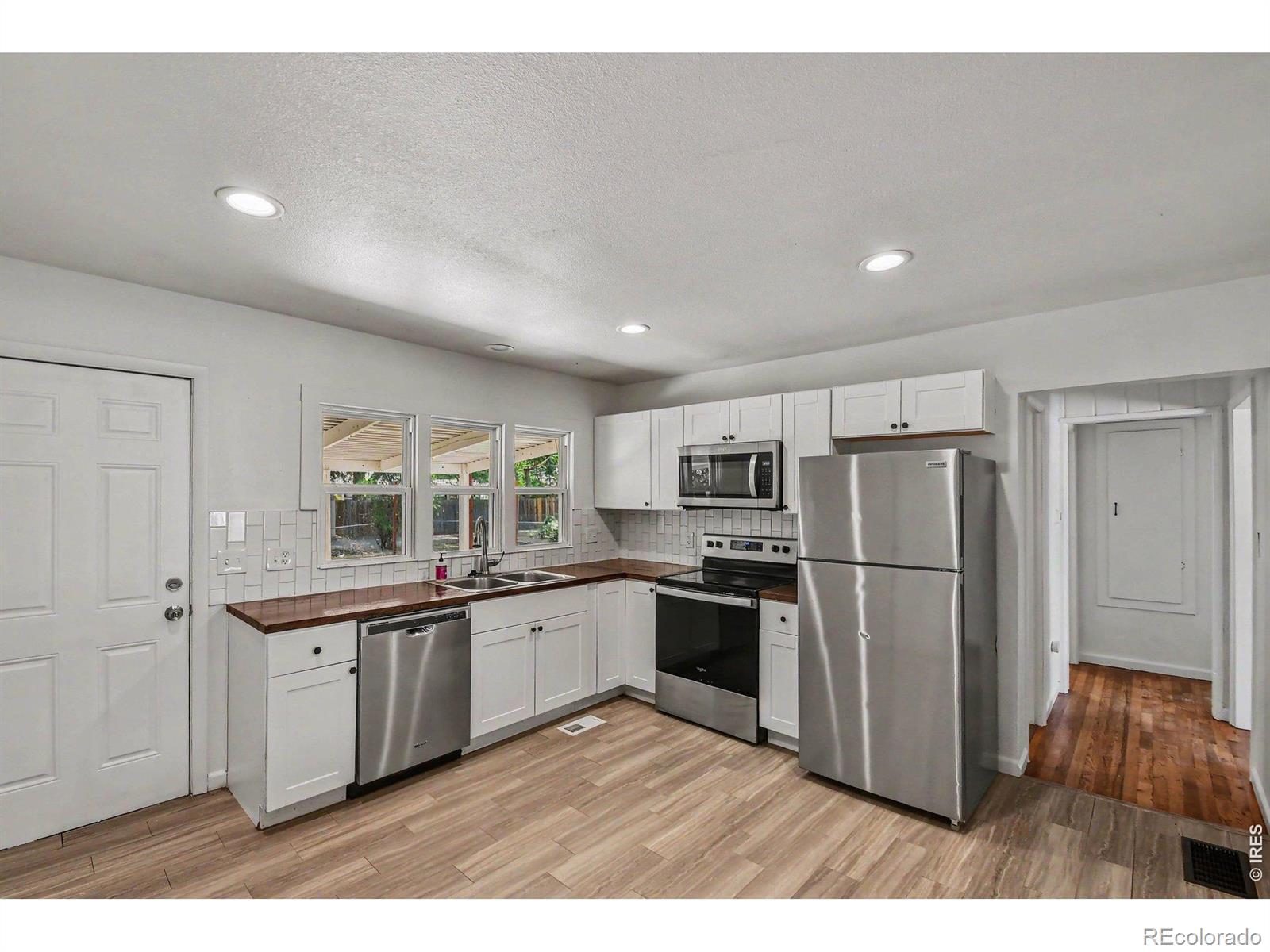 MLS Image #5 for 1008  34th avenue,greeley, Colorado
