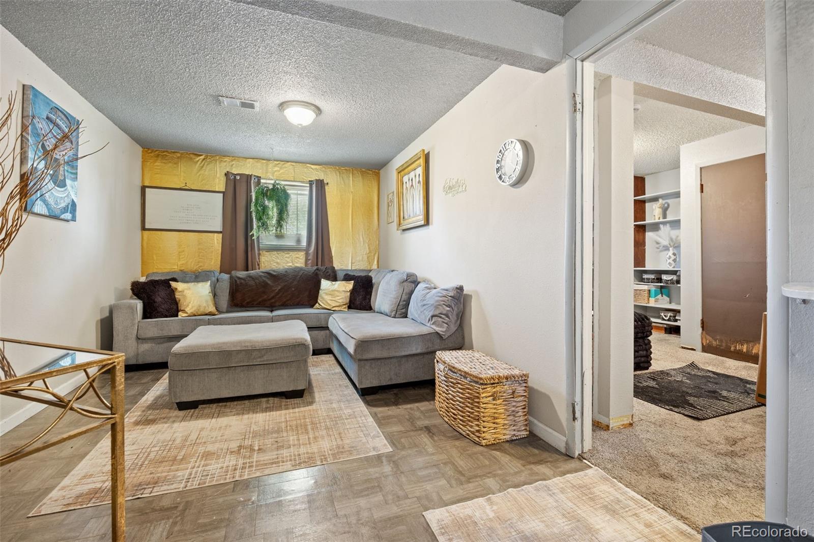 MLS Image #14 for 4725  topeka court,denver, Colorado