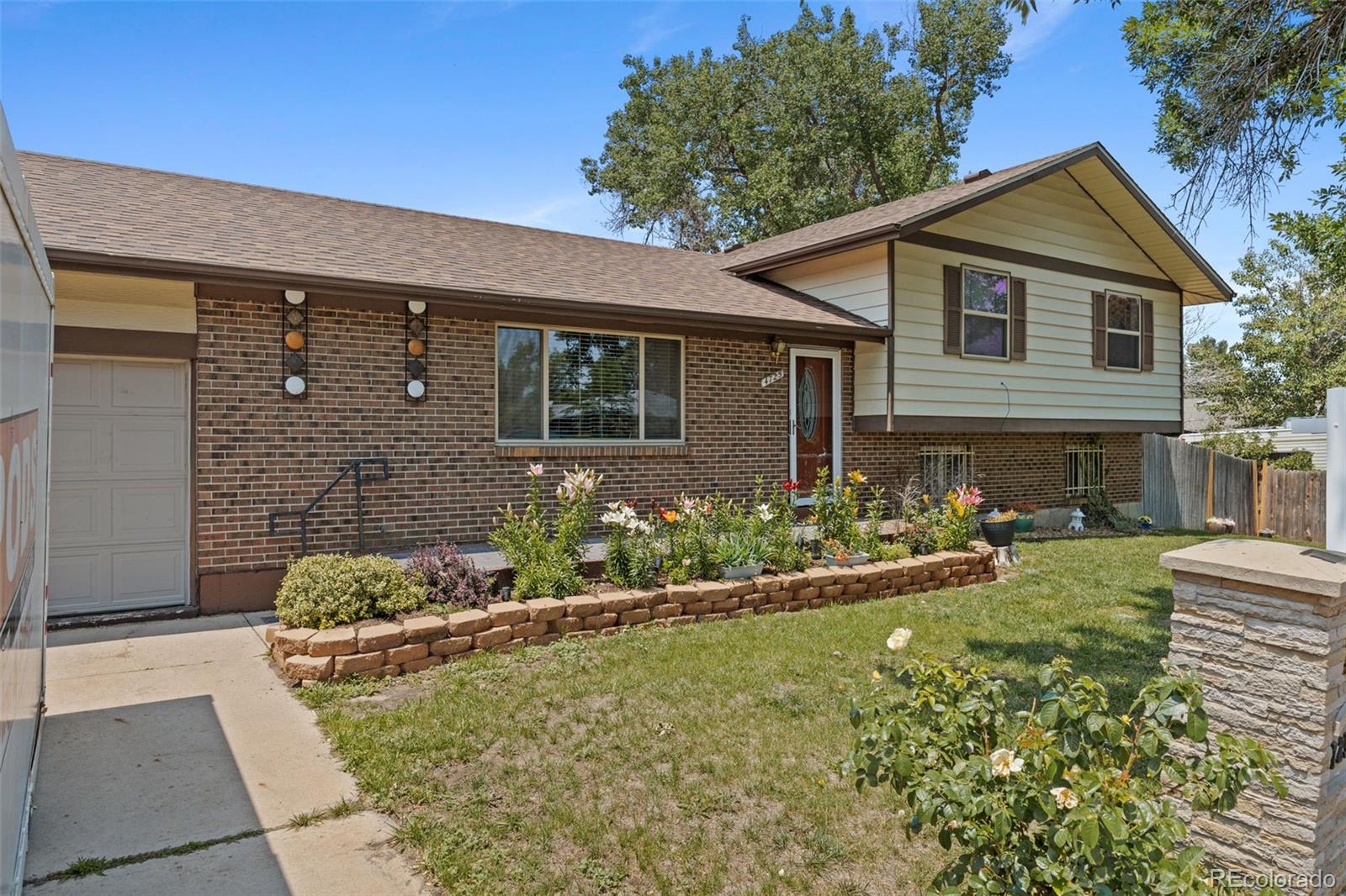 MLS Image #2 for 4725  topeka court,denver, Colorado