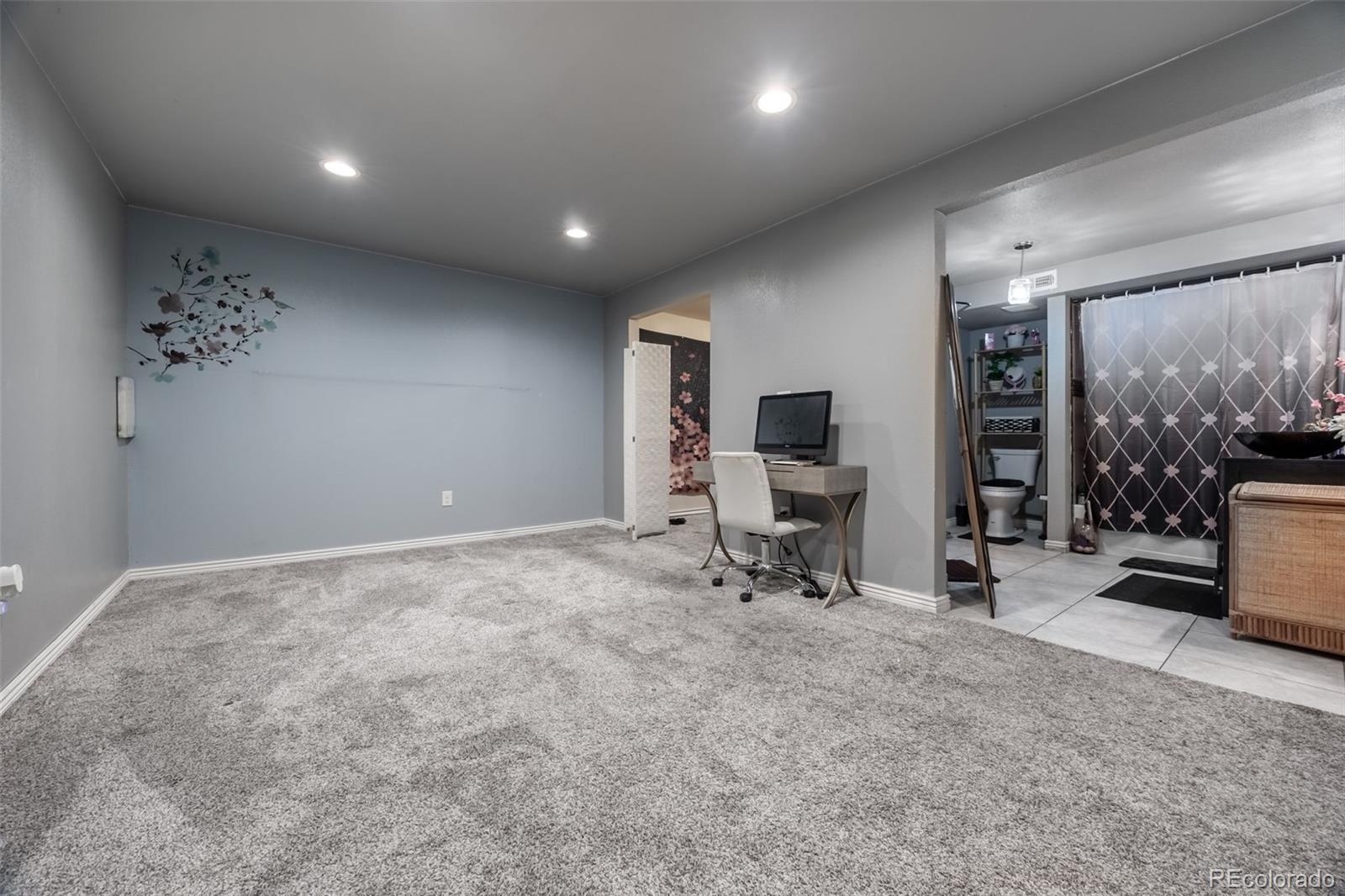 MLS Image #25 for 4725  topeka court,denver, Colorado
