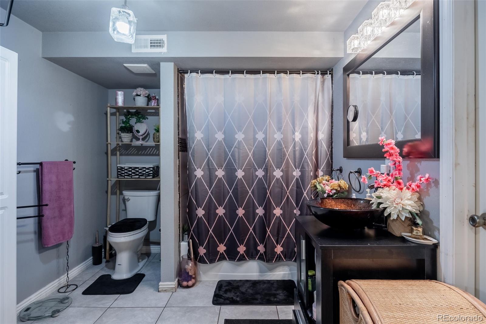 MLS Image #26 for 4725  topeka court,denver, Colorado