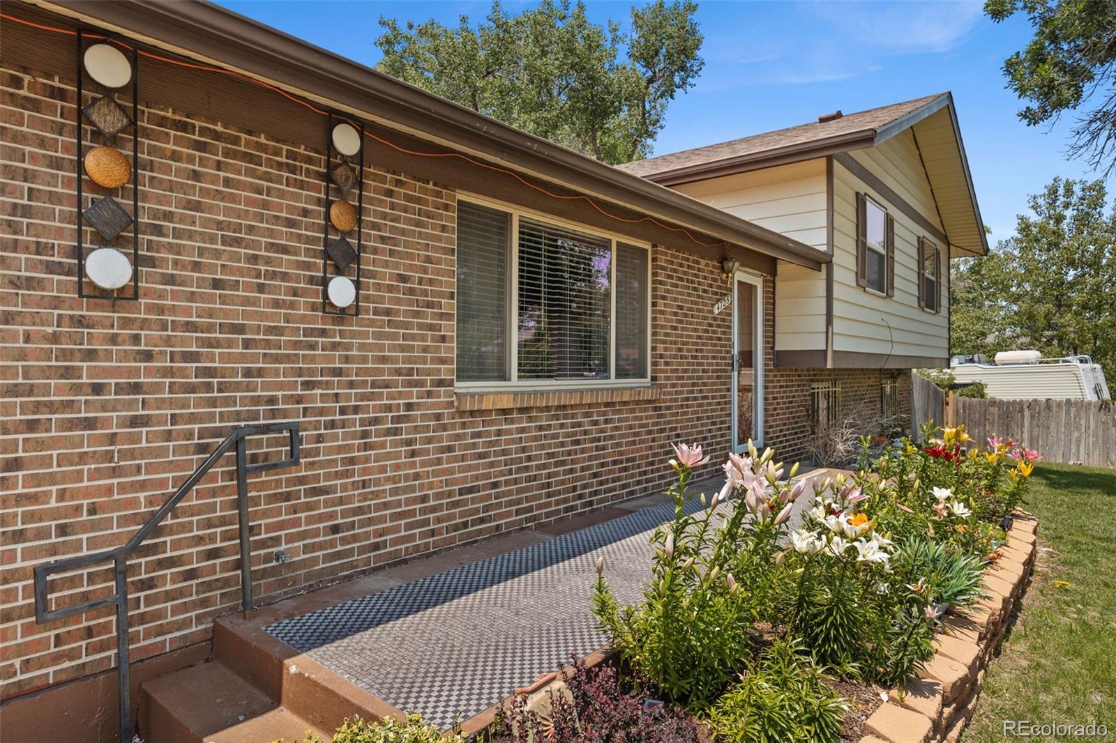 MLS Image #37 for 4725  topeka court,denver, Colorado