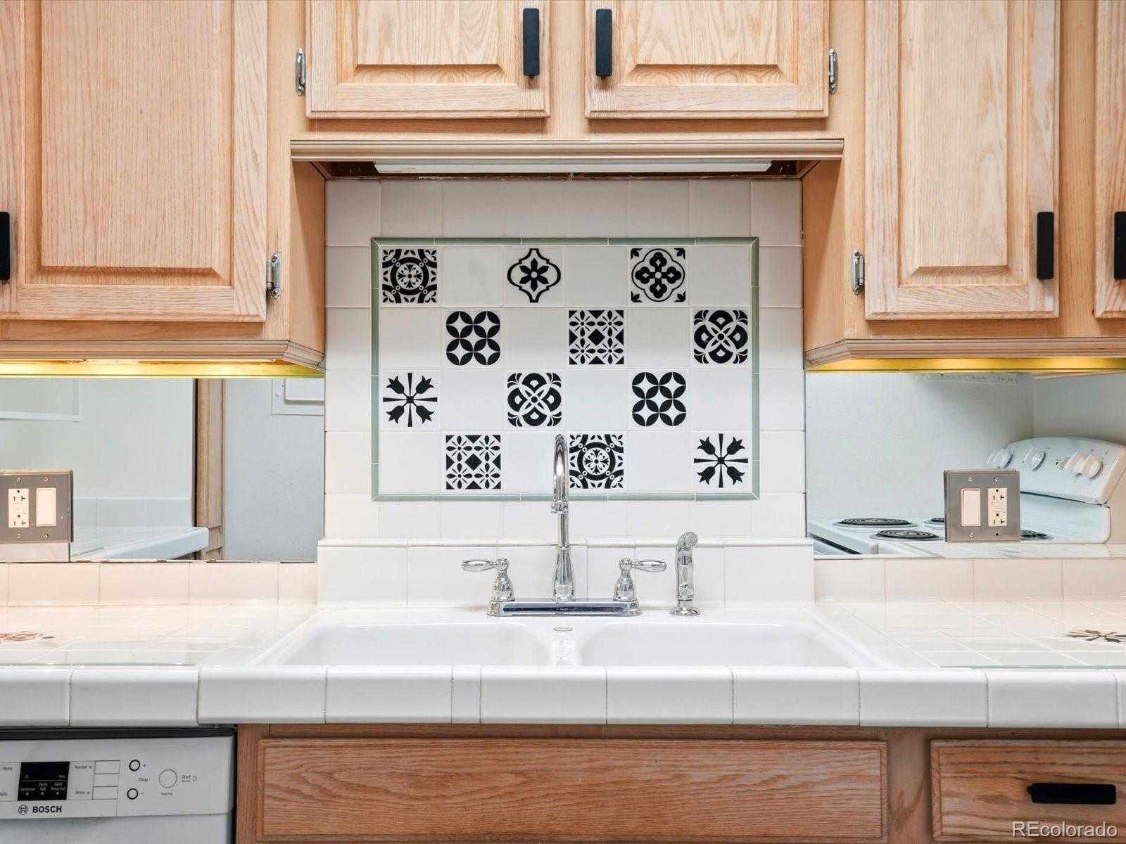 MLS Image #12 for 1020  15th street,denver, Colorado
