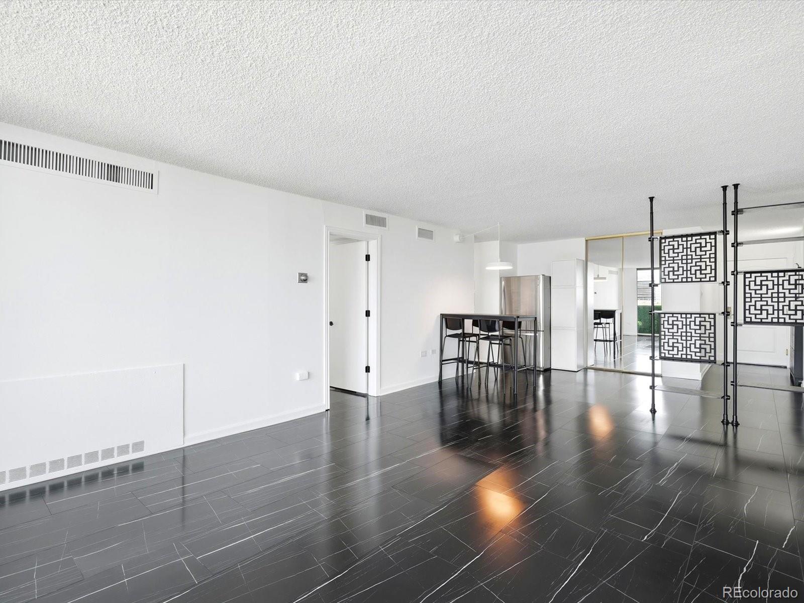 MLS Image #16 for 1020  15th street,denver, Colorado
