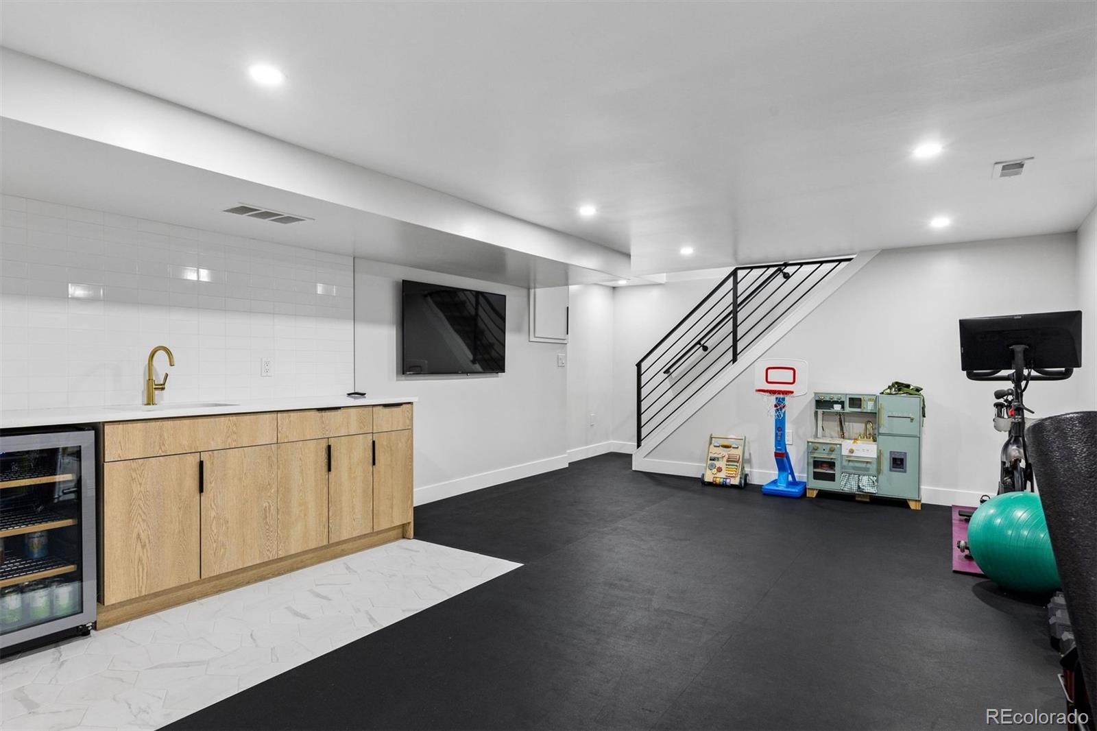 MLS Image #27 for 4565  eliot street,denver, Colorado