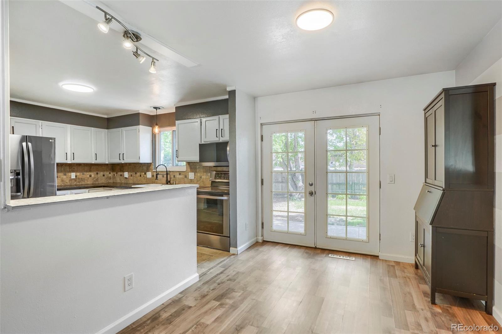 MLS Image #5 for 4646 s mobile way,aurora, Colorado