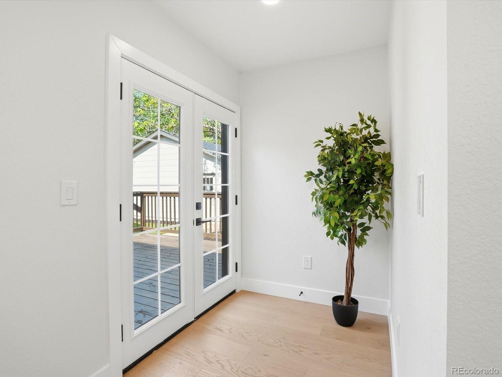 MLS Image #16 for 2640 n cook street,denver, Colorado