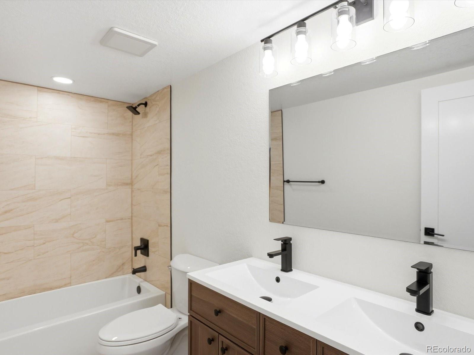 MLS Image #22 for 2640 n cook street,denver, Colorado