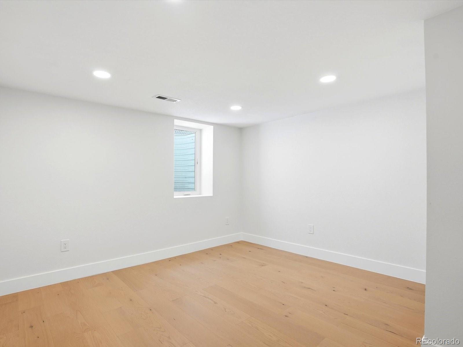 MLS Image #27 for 2640 n cook street,denver, Colorado