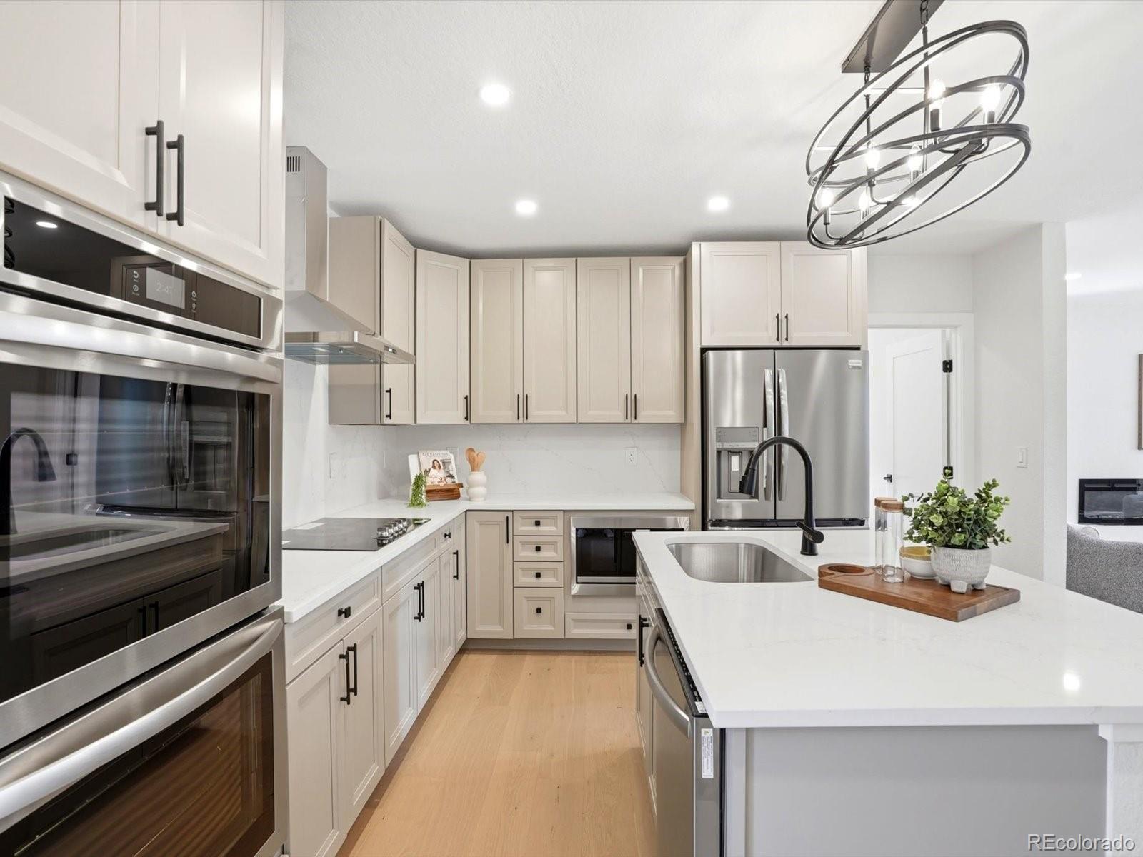 MLS Image #8 for 2640 n cook street,denver, Colorado