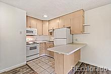 MLS Image #10 for 2500 s york street,denver, Colorado