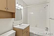 MLS Image #14 for 2500 s york street,denver, Colorado