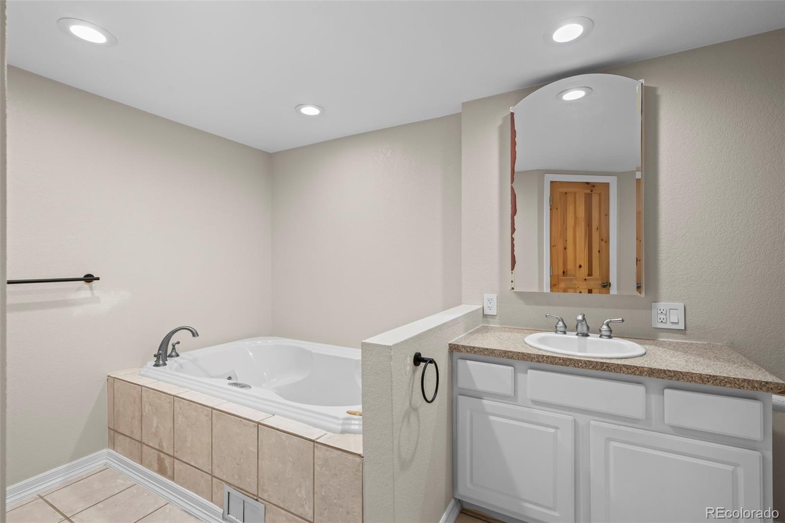 MLS Image #21 for 2351 s garland court,lakewood, Colorado