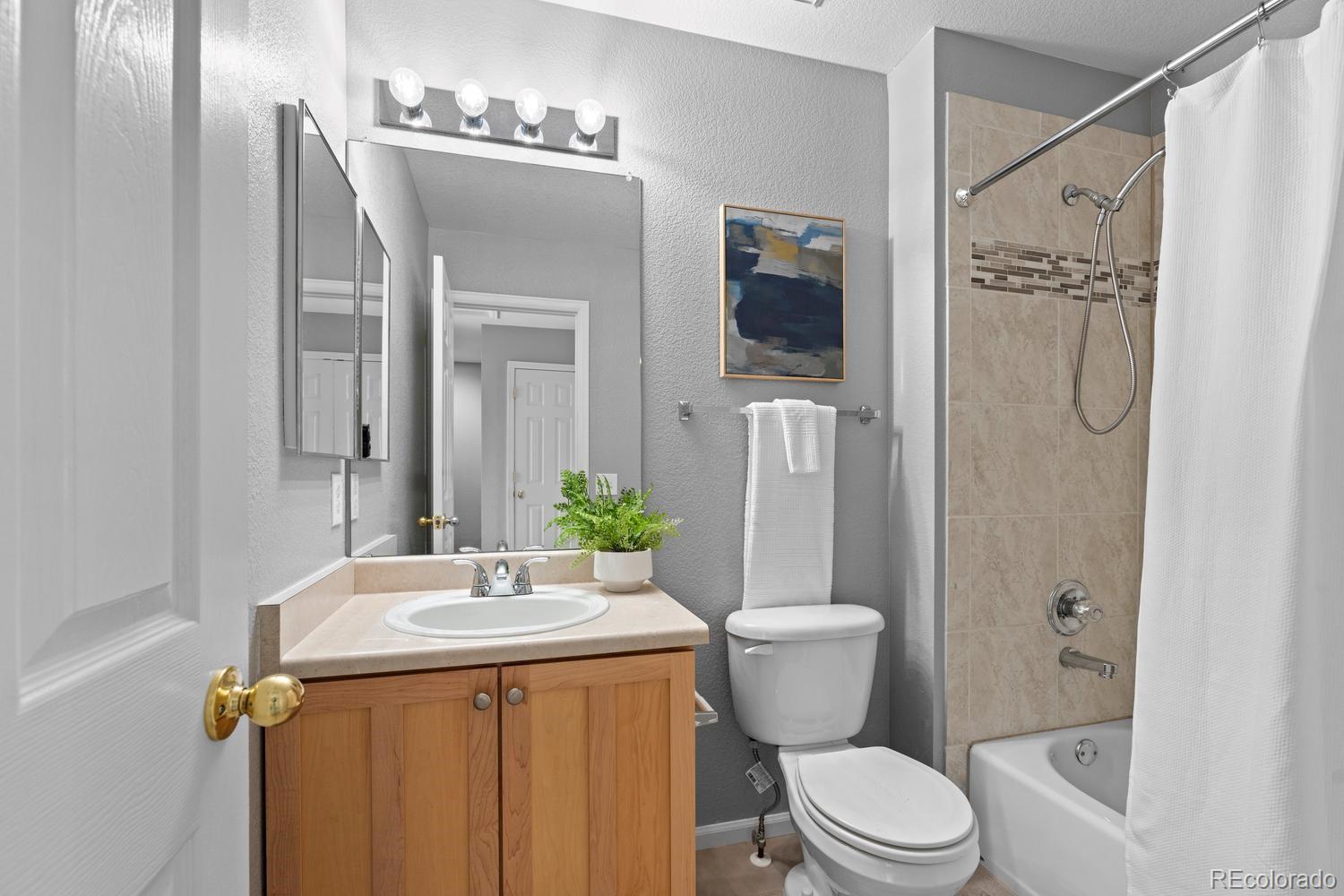 MLS Image #23 for 8019 s kittredge court,englewood, Colorado