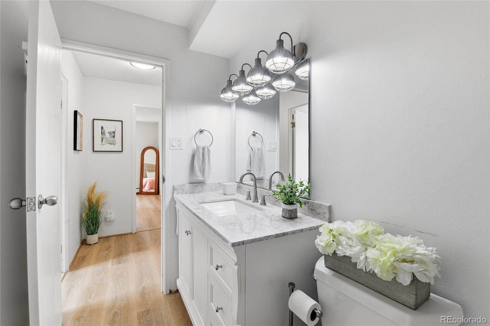 MLS Image #17 for 3124 s wheeling way,aurora, Colorado
