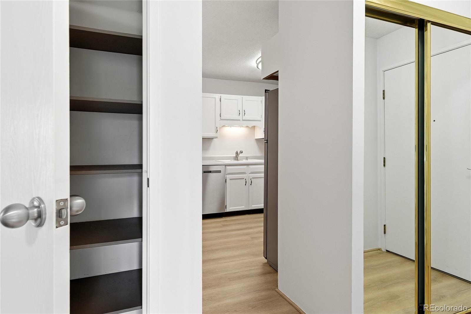MLS Image #4 for 3124 s wheeling way,aurora, Colorado