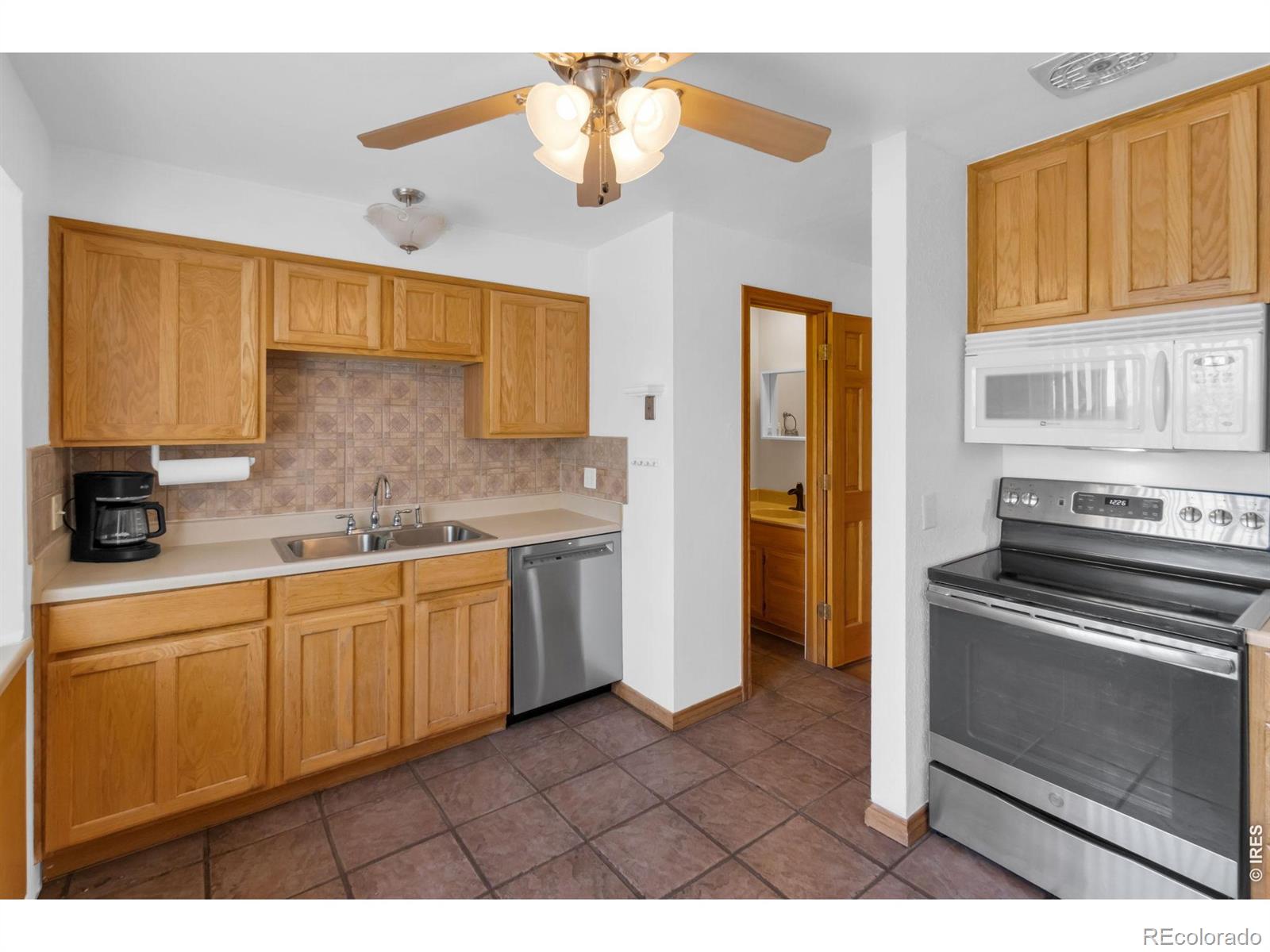 MLS Image #10 for 323  county road 17 ,brighton, Colorado