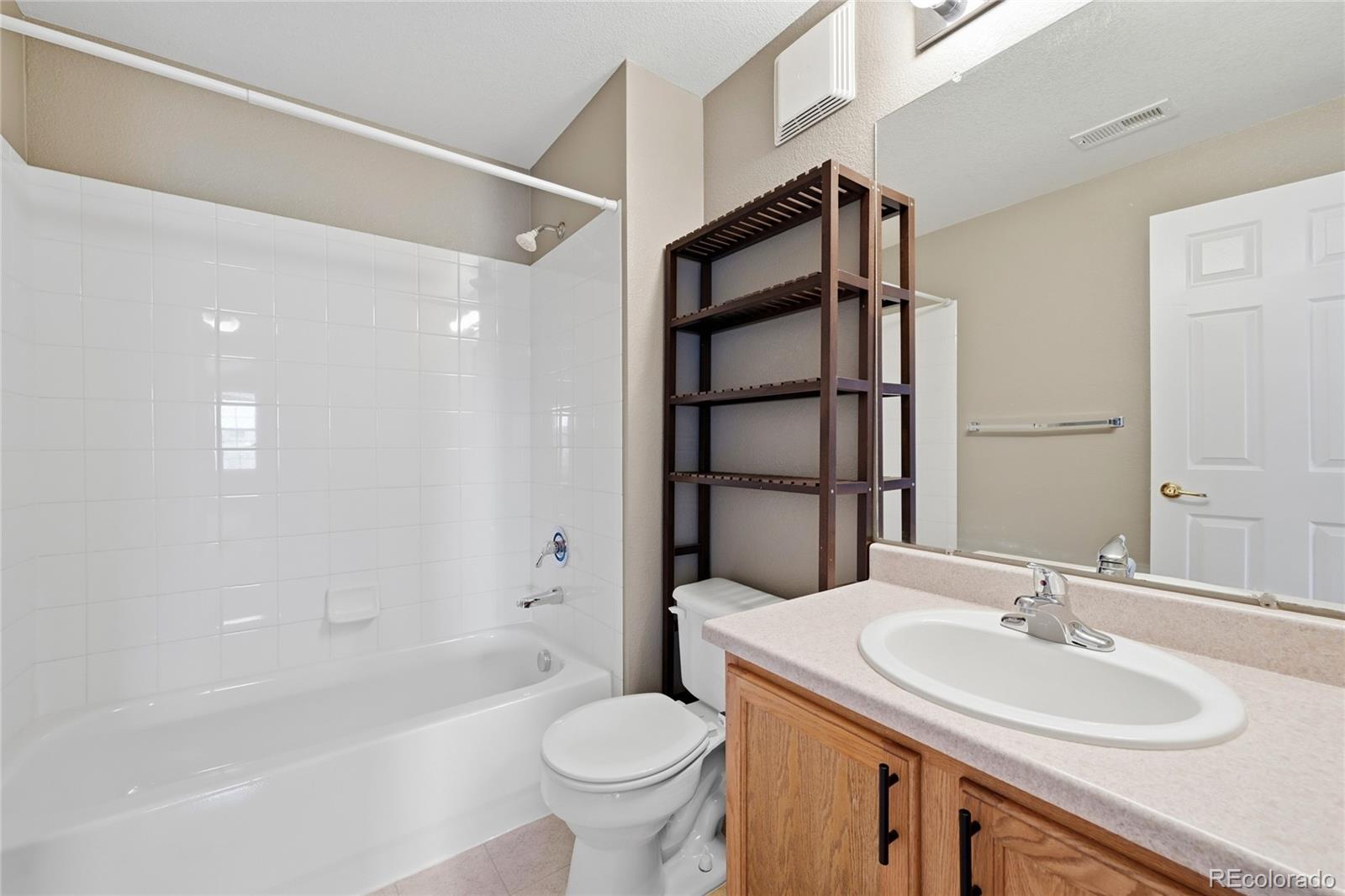 MLS Image #28 for 5755 n genoa way,aurora, Colorado