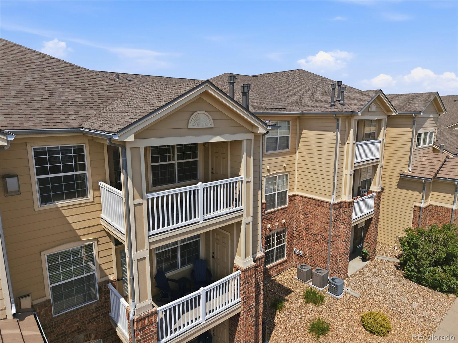 MLS Image #3 for 5755 n genoa way,aurora, Colorado