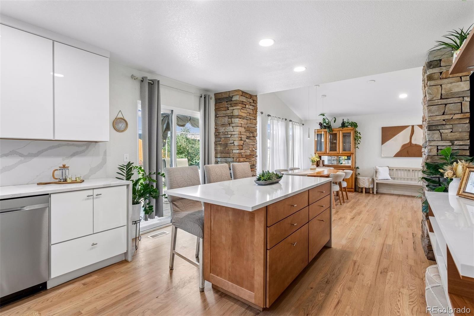 MLS Image #11 for 2755 e 111th drive,denver, Colorado
