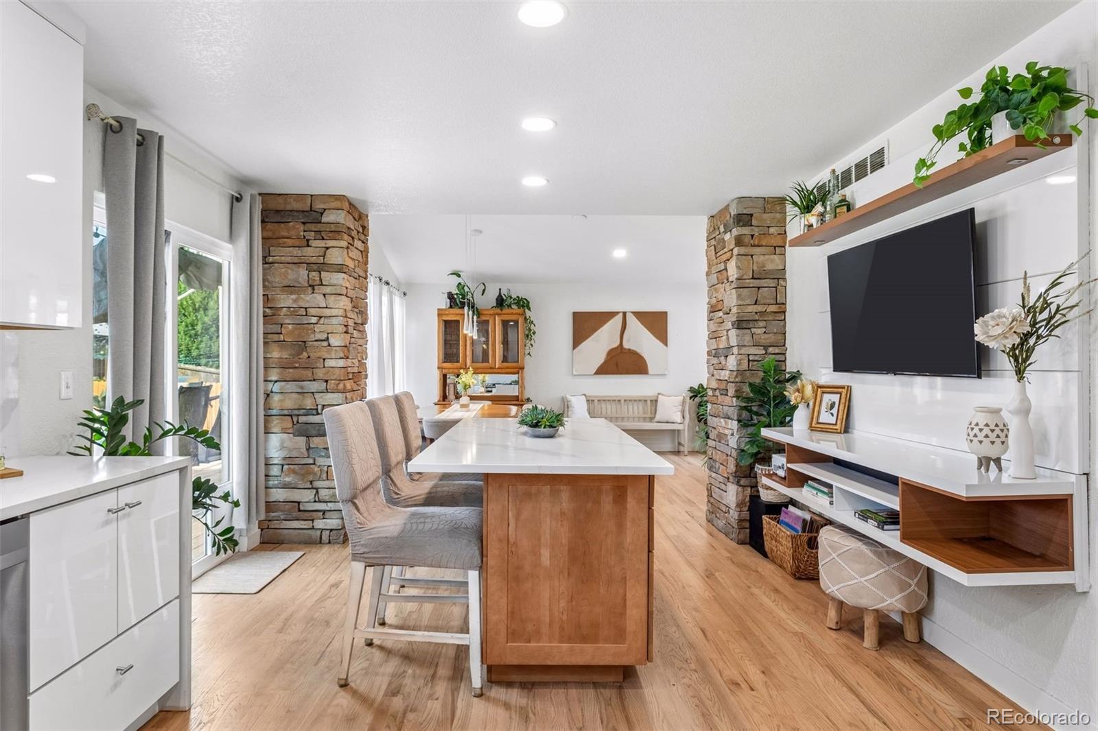 MLS Image #12 for 2755 e 111th drive,denver, Colorado