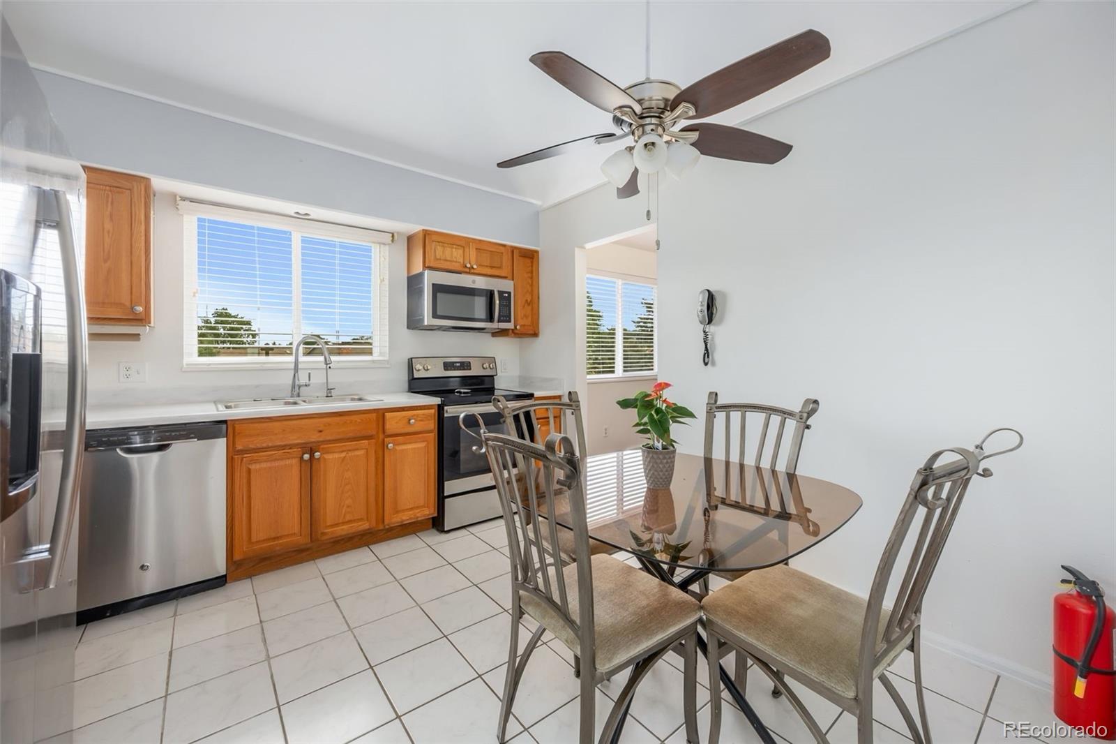 MLS Image #5 for 14975 e radcliff drive,aurora, Colorado