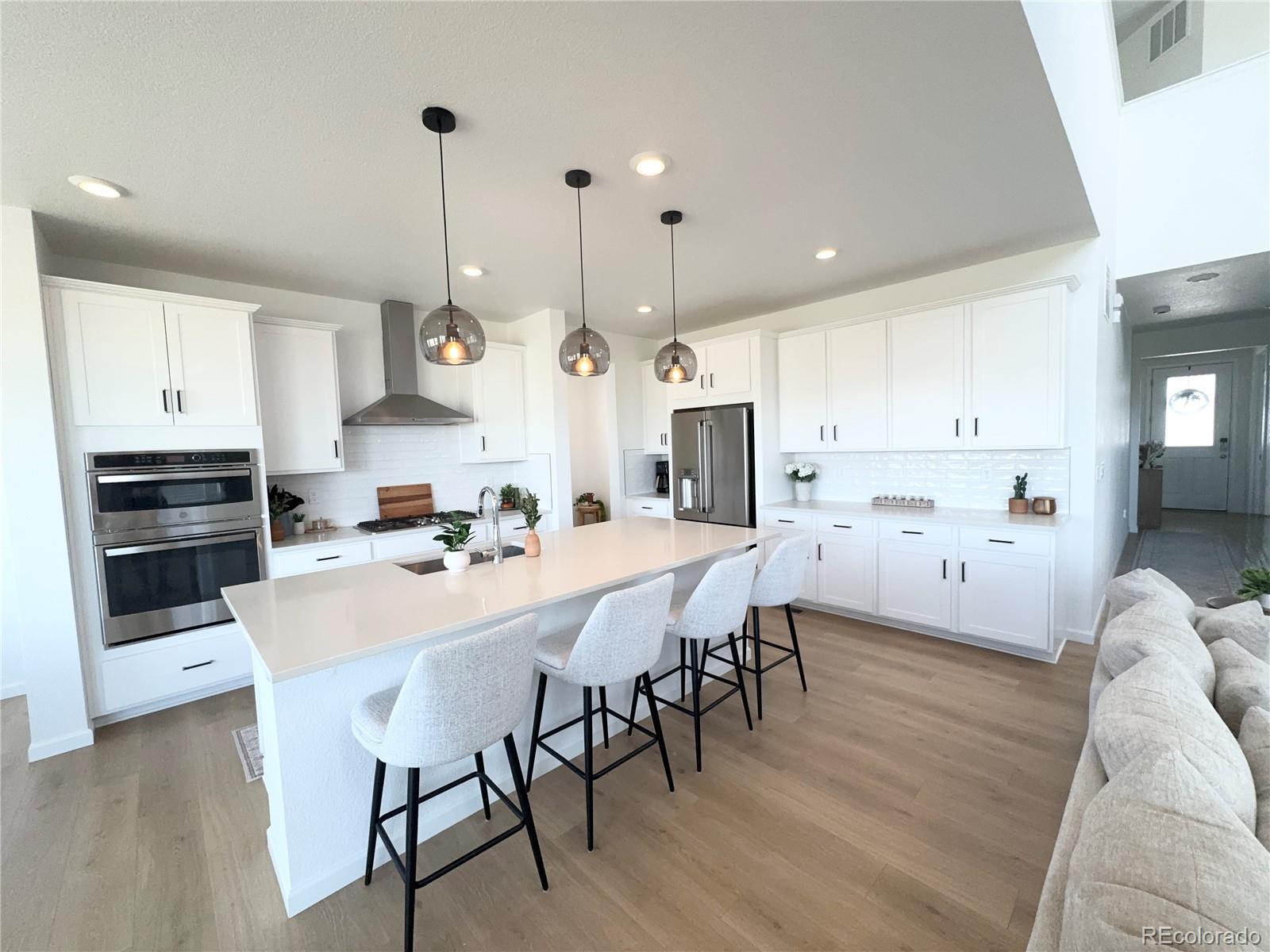 MLS Image #4 for 8812  whiteclover street,littleton, Colorado