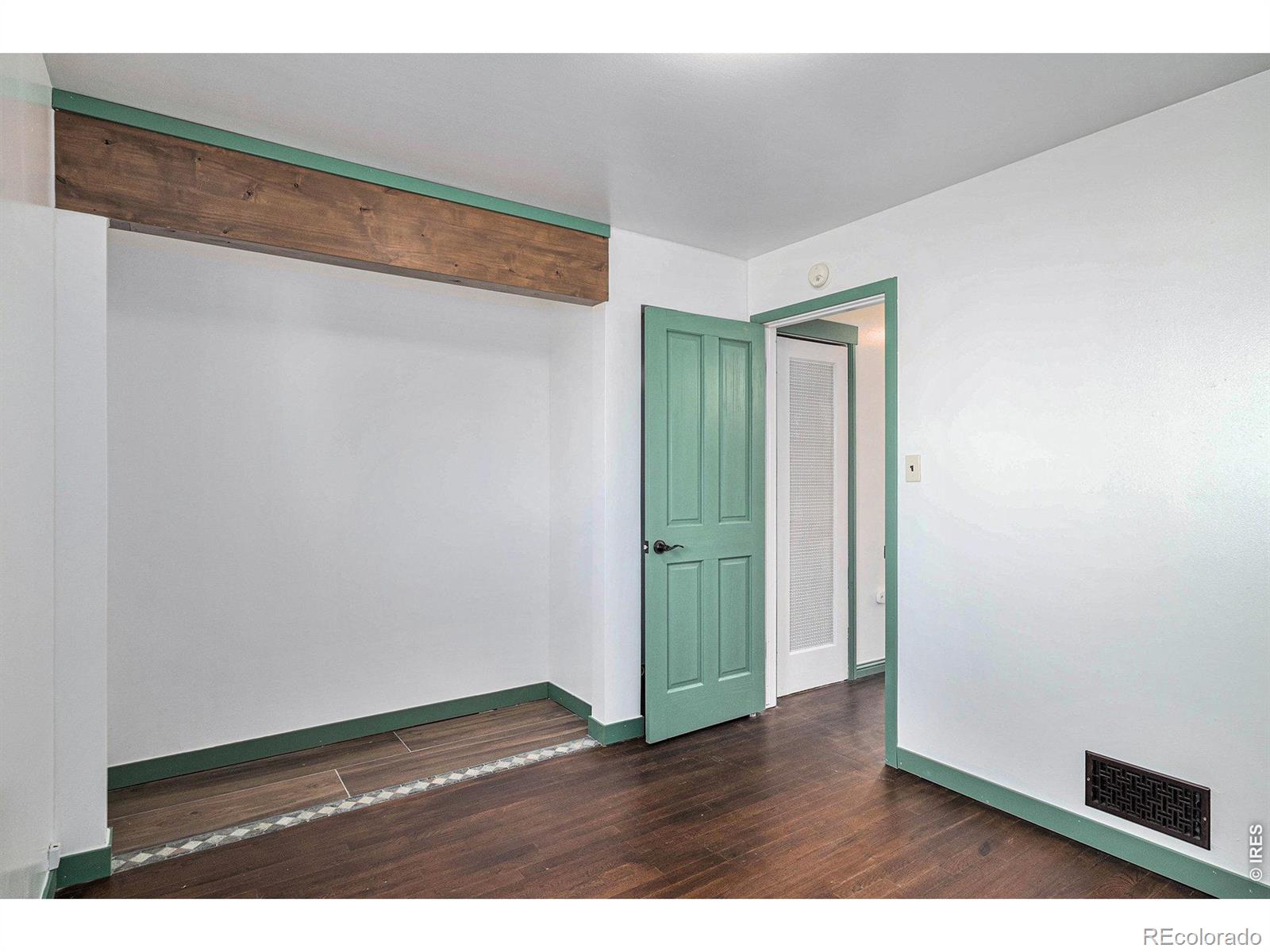 MLS Image #11 for 1825 s vallejo street,denver, Colorado