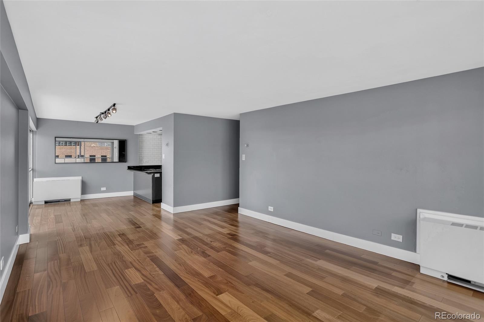 MLS Image #12 for 888 n logan street,denver, Colorado