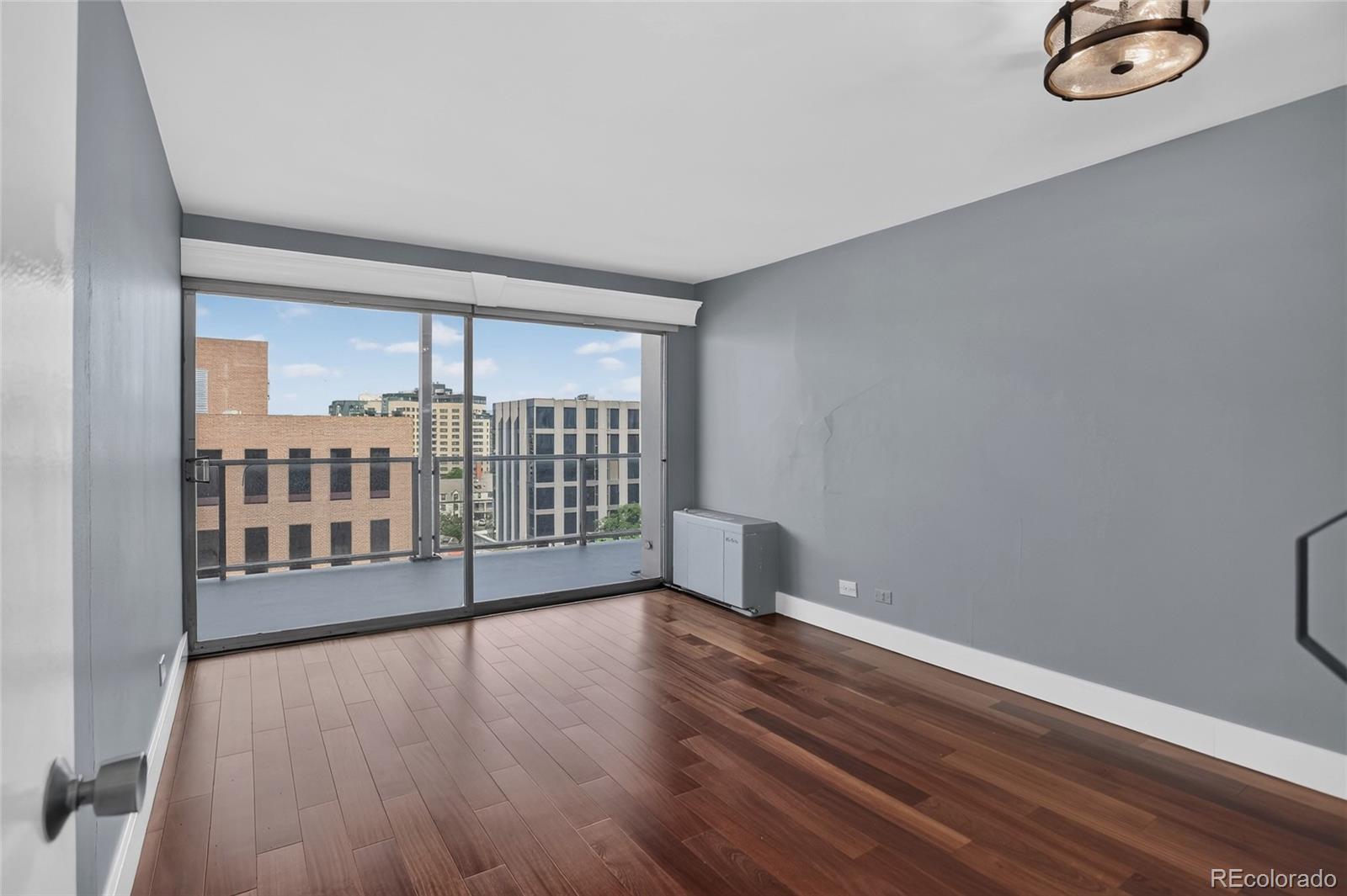 MLS Image #17 for 888 n logan street,denver, Colorado